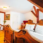 Sv. Hubertus Penzion 3*