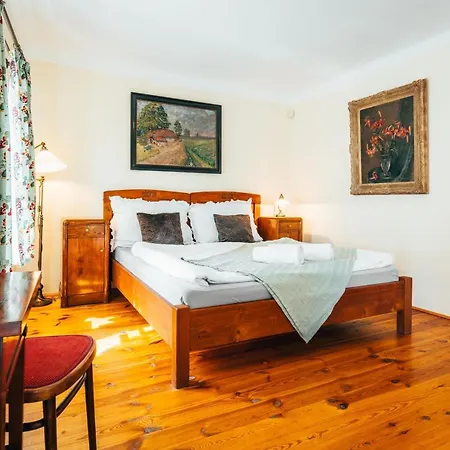 Sv. Hubertus Casa de hóspedes 3*