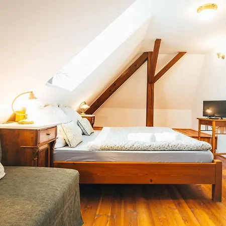 Sv. Hubertus Konukevi Český Krumlov