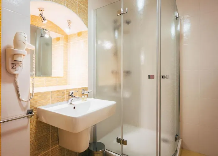 Sv. Hubertus Casa de hóspedes 3*