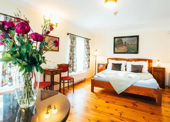 Konukevi Sv. Hubertus 3*